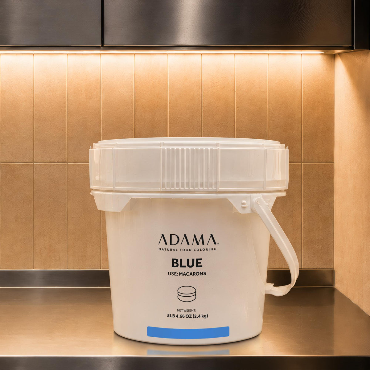 Blue natural food coloring powder for Macarons in 2.4 kg bulk pail.